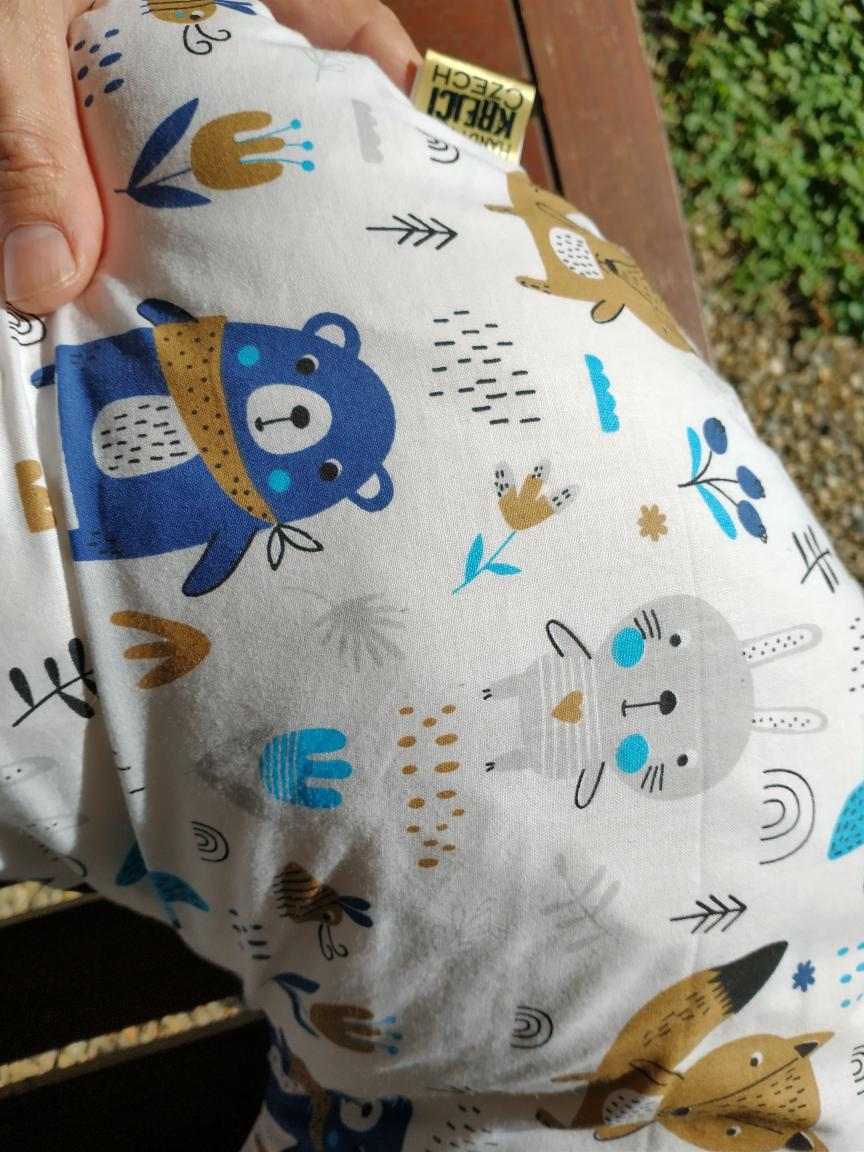 KHC Potah na těhotenský kojící polštář Zuzanka Medvídci